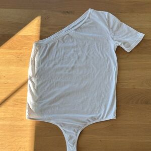Clyque White One-Shoulder Bodysuit Small
